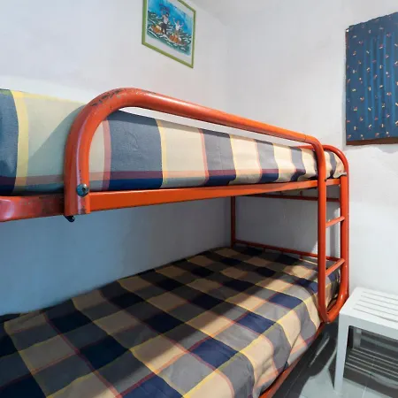 Διαμέρισμα 1 Bedroom For 6 *